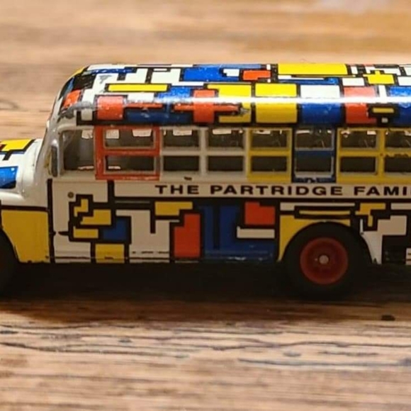 Miniature Partridge Family Bus - Picture 3 of 4